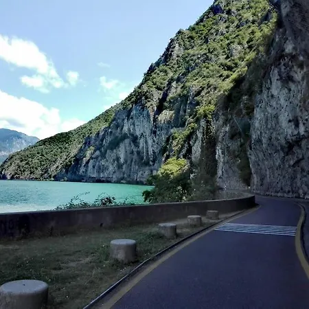 La Dolce - Vista E Piscina Parzanica